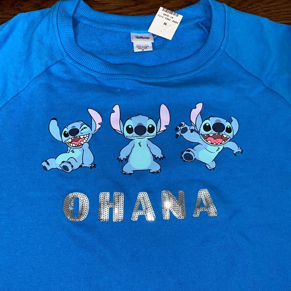 NWT lilo and stitch sweater - Picture 2 of 6
